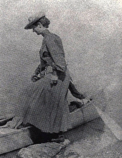 Mina Embarking June 27 1905_web